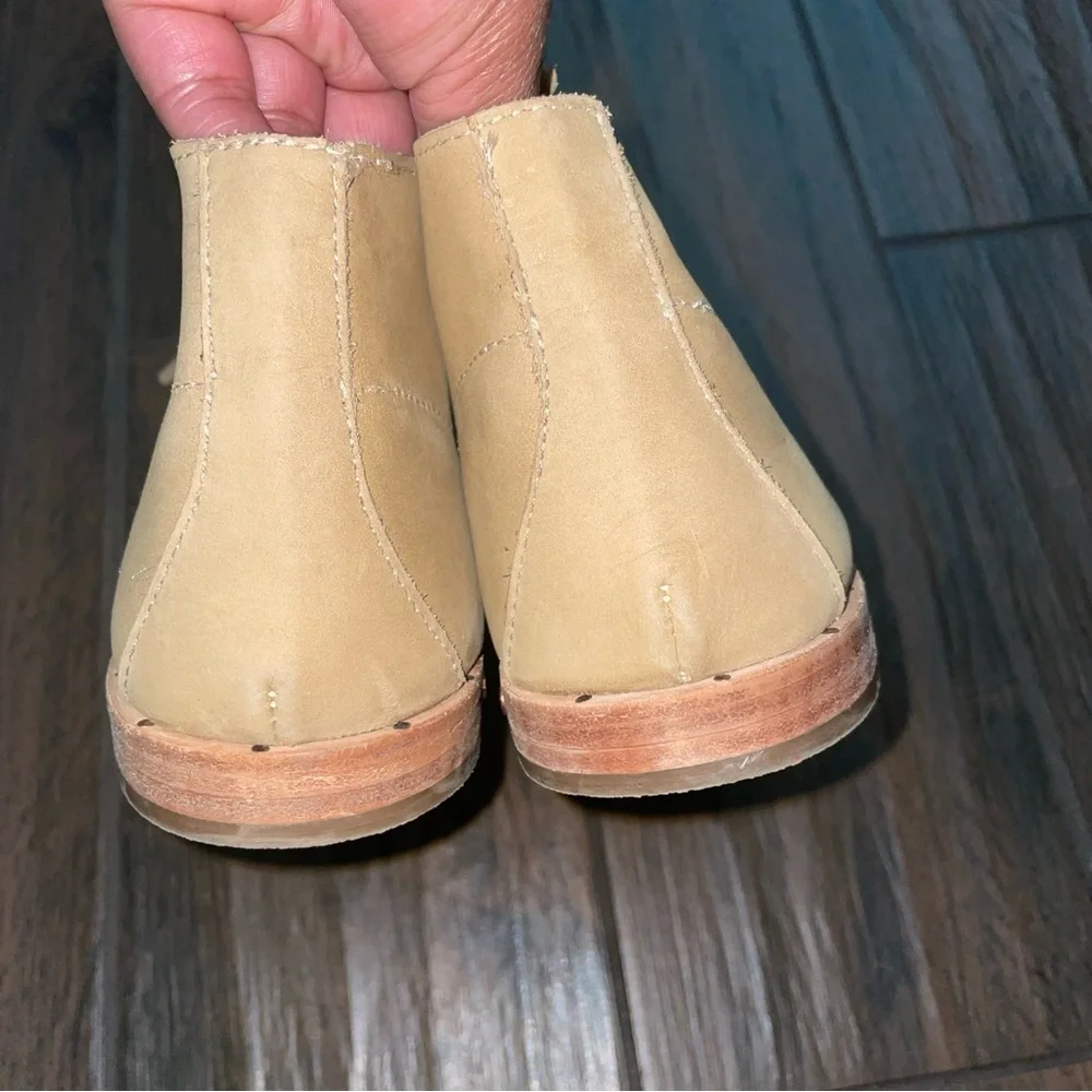 Beek Anthropologie Bunting Lace Up leather Camel color Chukka Boots 7.5
